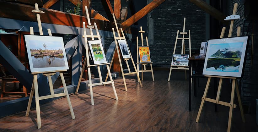 Auction Houses